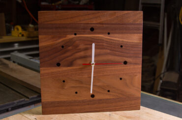 SIMPLE WALNUT CLOCK2
